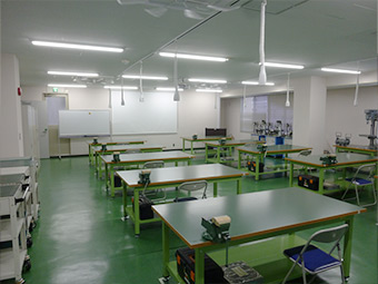 実習室2